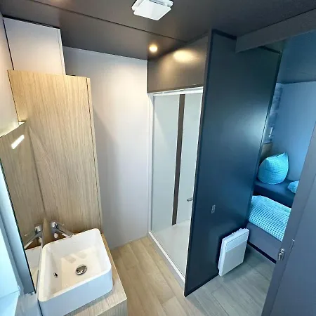 Tiny House Am See, Vakantiehuis *