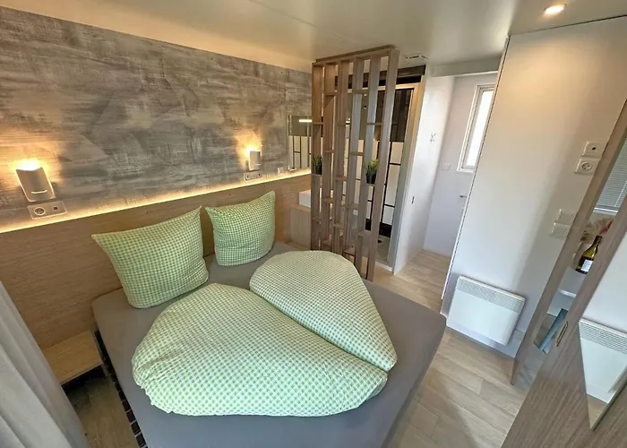 Tiny House Am See, * Нойнбург-форм-Вальд